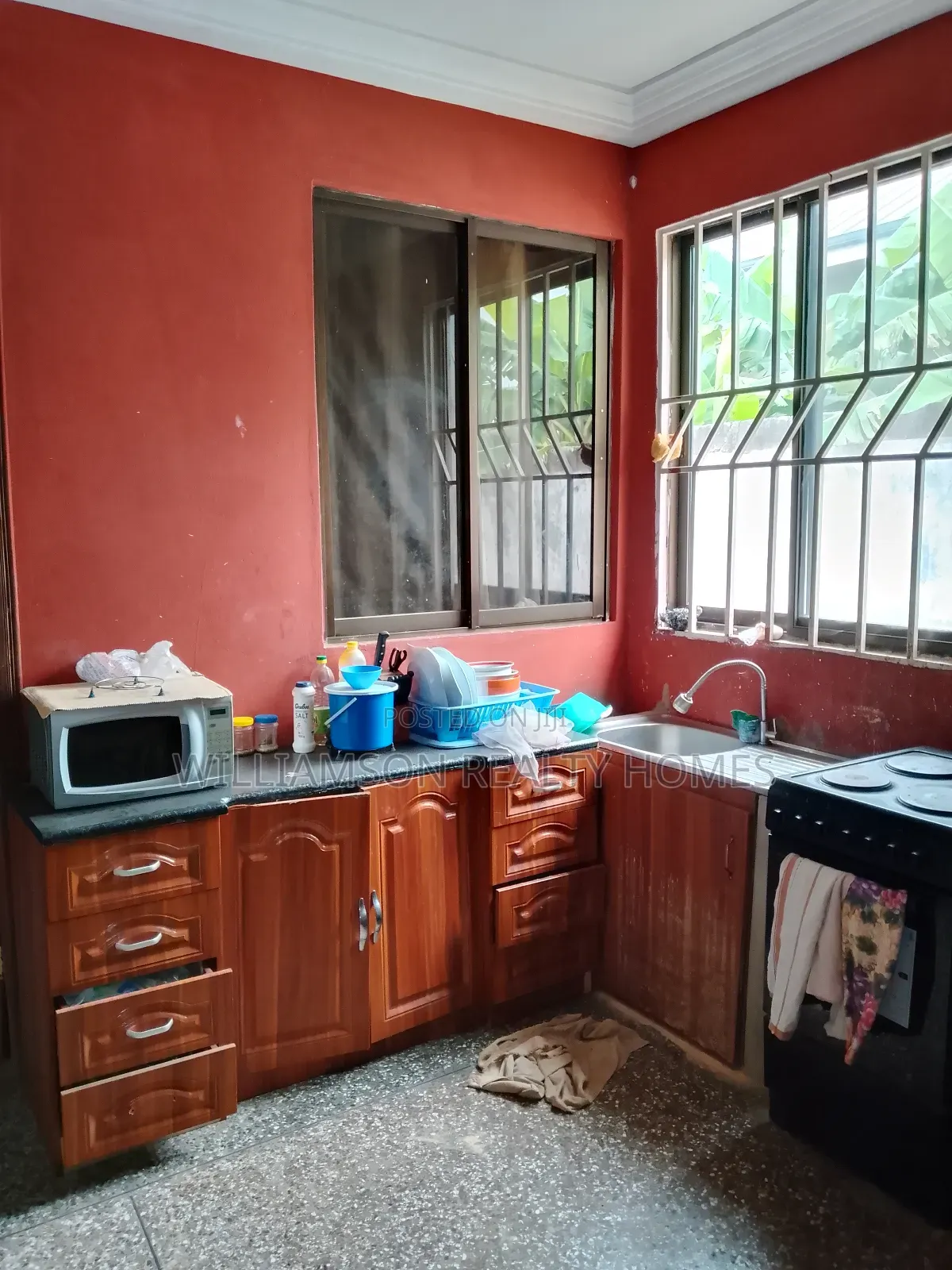 1bdrm Apartment in Community 18 Area, Spintex for rent