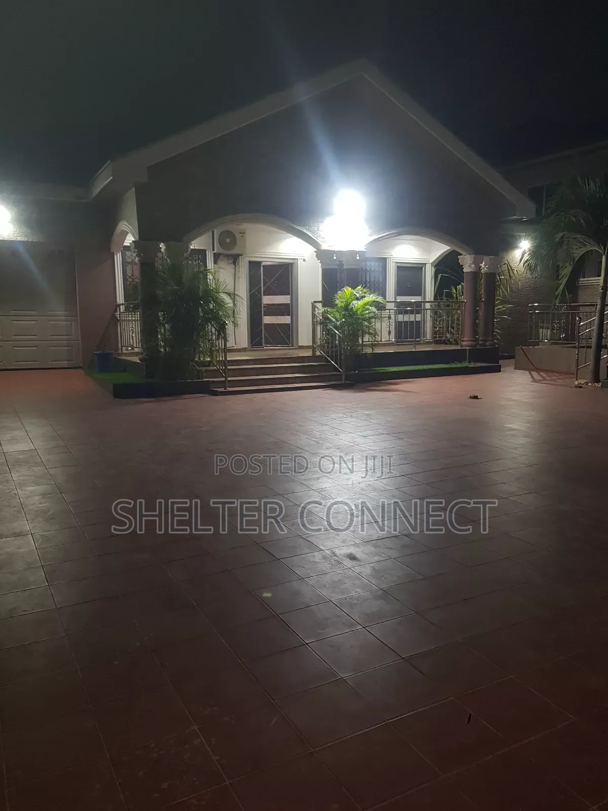 4bdrm Bungalow in Adenta for sale