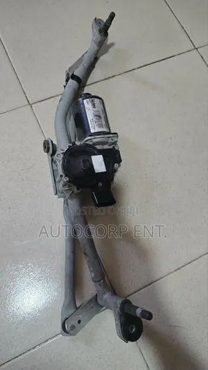 Jaguar Xe (X760) Wiper Motor
