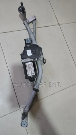 Jaguar Xe (X760) Wiper Motor