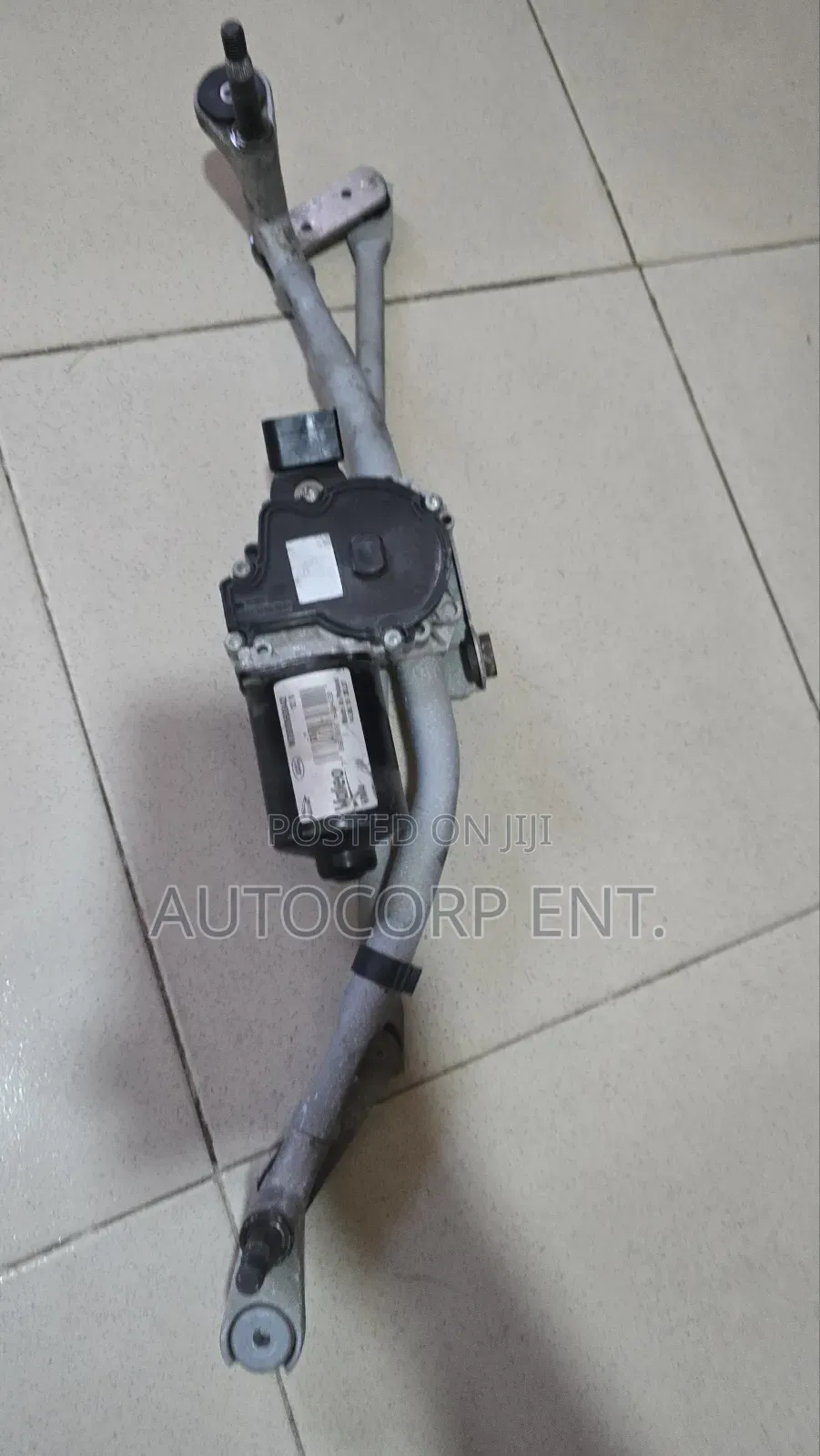 Jaguar Xe (X760) Wiper Motor