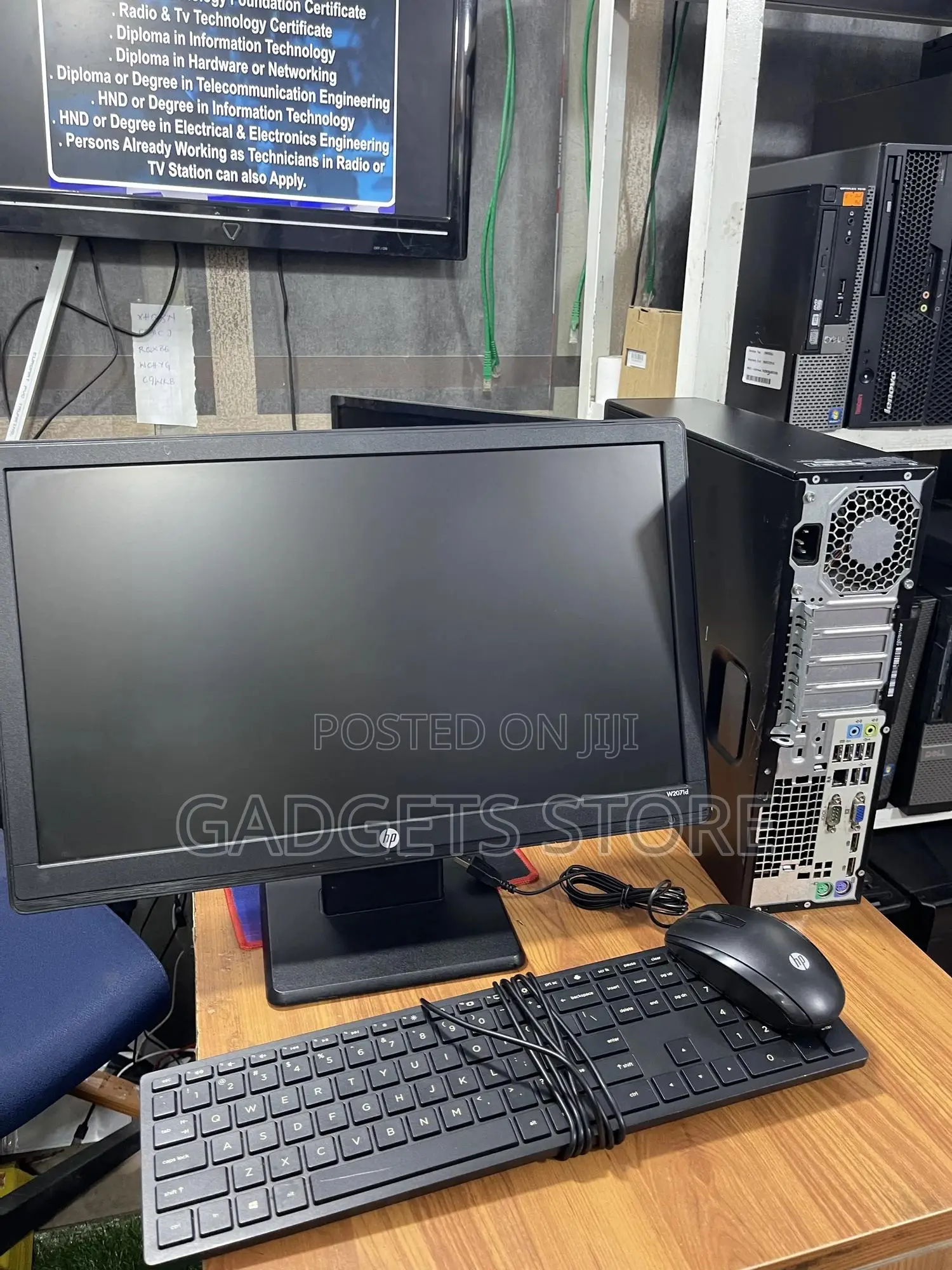 Desktop Computer HP 8GB Intel Core I7 HDD 500GB