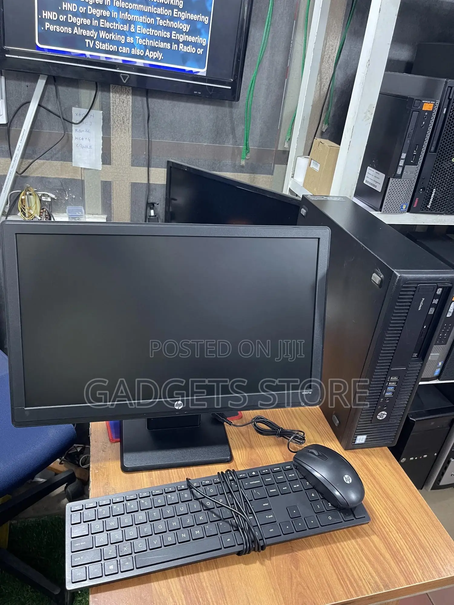 Desktop Computer HP 8GB Intel Core I7 HDD 500GB