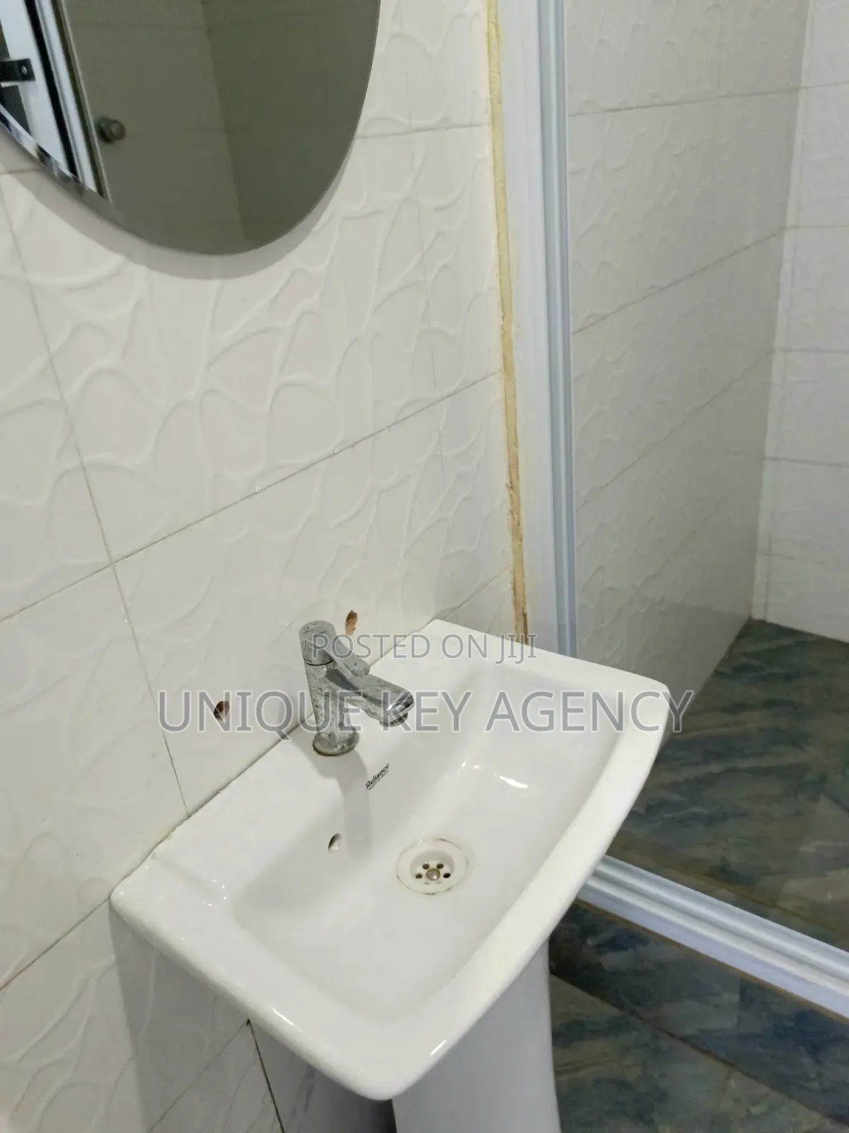 2bdrm Apartment in Unique Key Agency, Dzorwulu for rent
