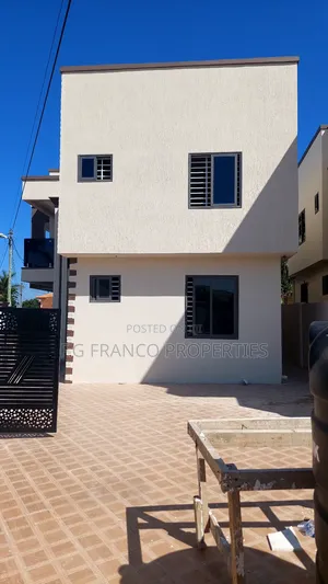 4bdrm House in Kg. Franco, Spintex for sale