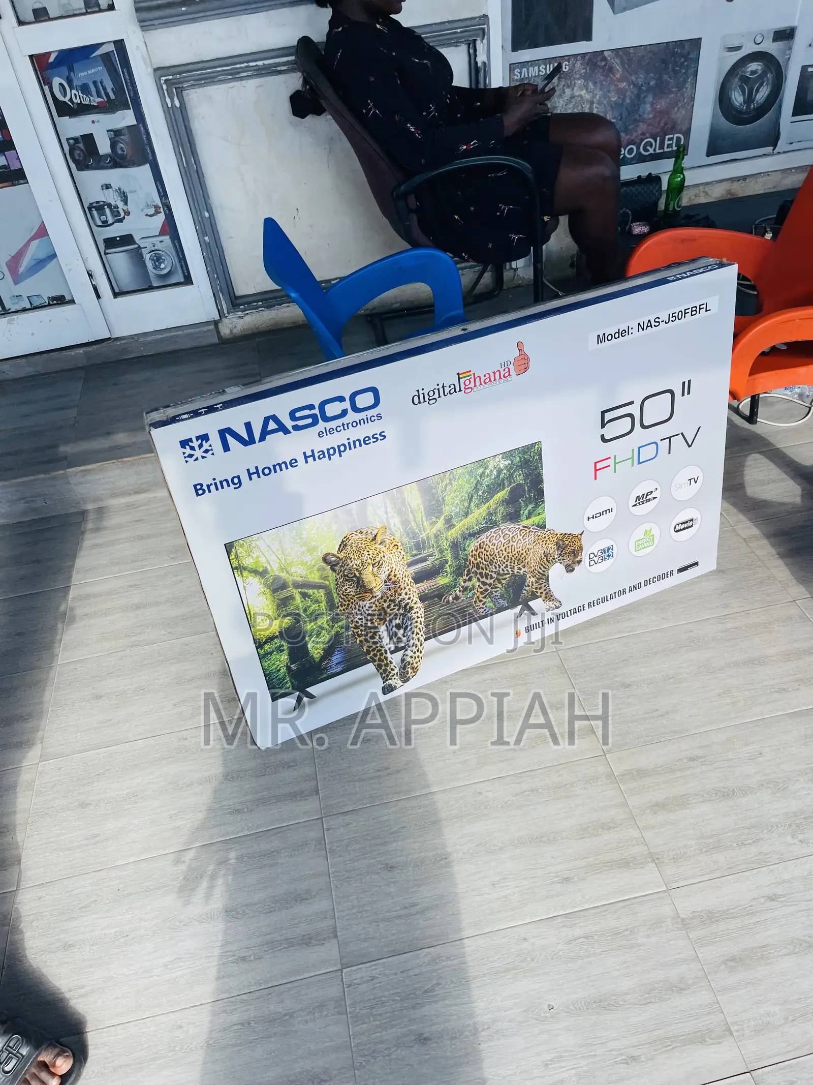 Full HD Satellite Nasco 50” Electric Television.