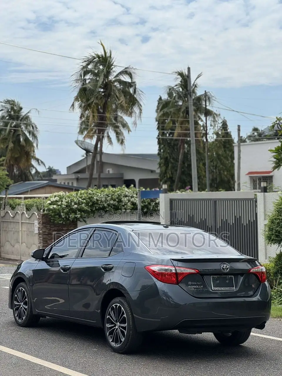 Toyota Corolla S Plus 4dr Sedan (1.8L 4cyl 6M) 2015 Gray