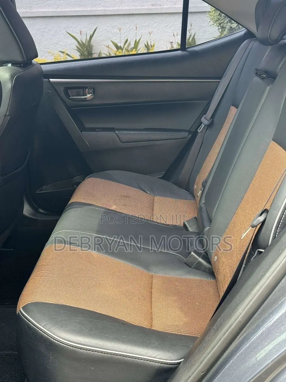 Toyota Corolla S Plus 4dr Sedan (1.8L 4cyl 6M) 2015 Gray