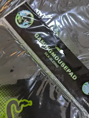 Razer Mantis Gaming Mouse Pad