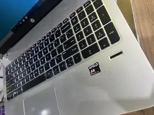 Laptop HP Envy 15 8GB AMD A8 SSD 128GB