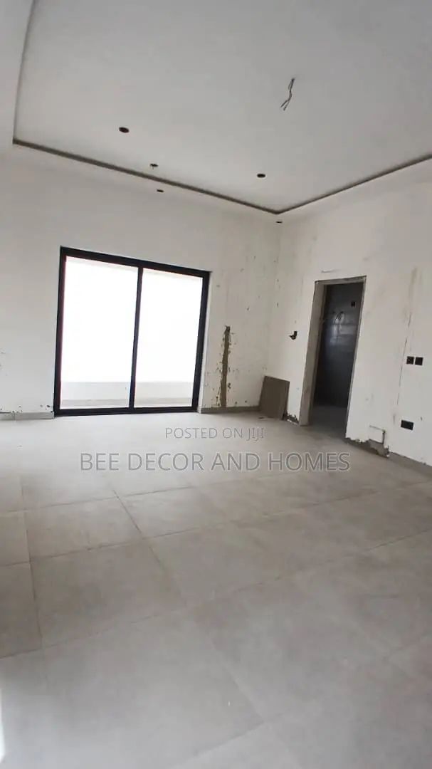 3bdrm Townhouse/Terrace in Bee Decor & Homes, West Legon for sale