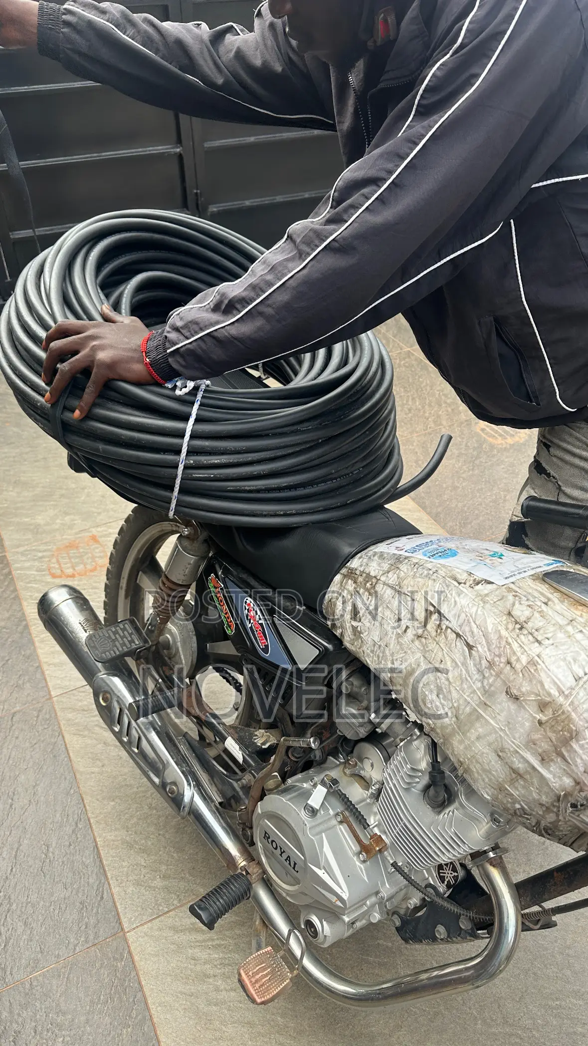 Armoured Cables[Both Aluminium PVC Casing]