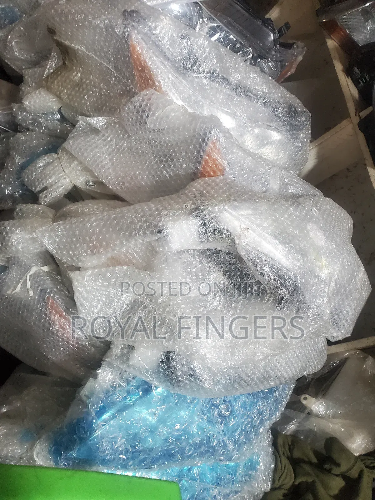 Water Tank, Driving Mirror and Headlight for All Cars