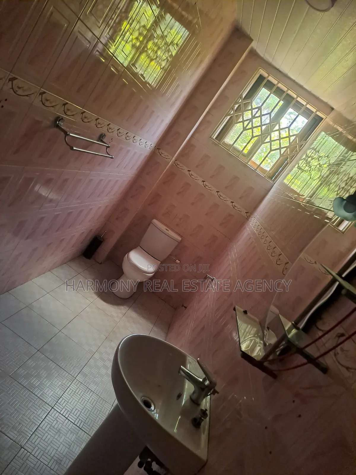 3bdrm Apartment in Achimota for rent