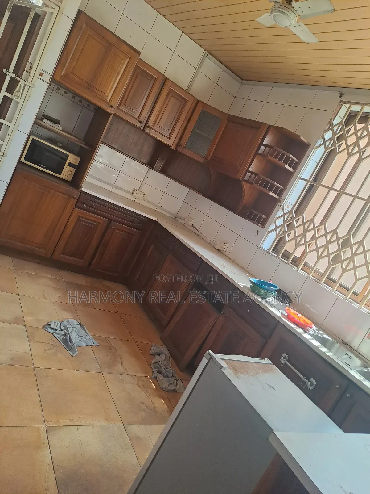 3bdrm Apartment in Achimota for rent