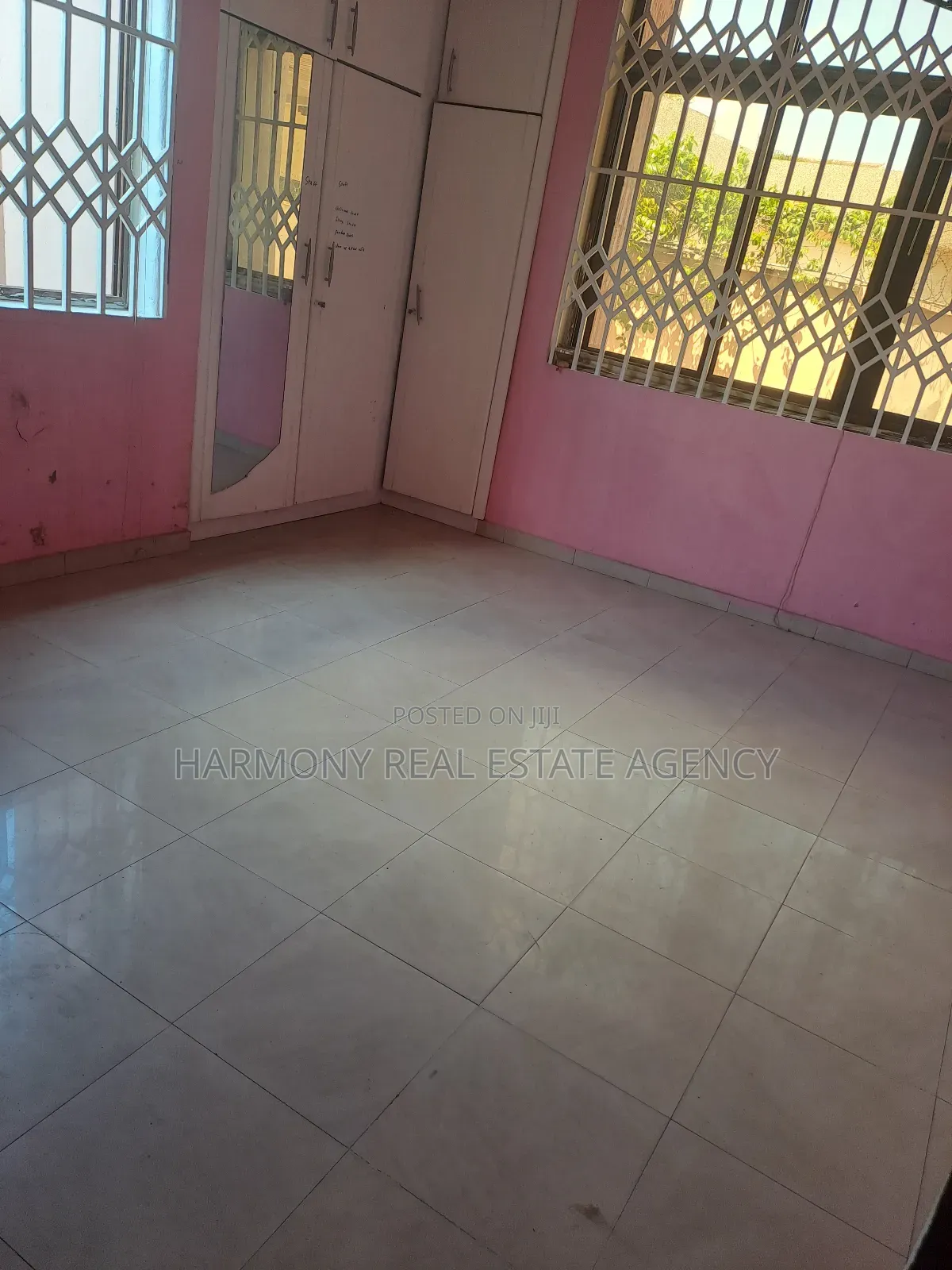 3bdrm Apartment in Achimota for rent