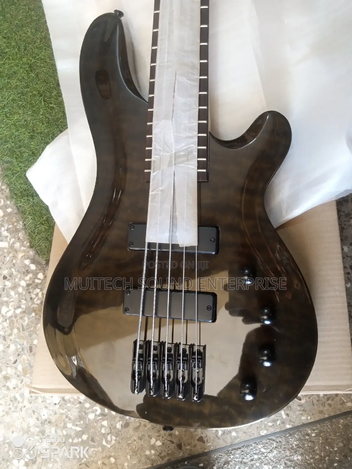 Acl Active Base Guitar