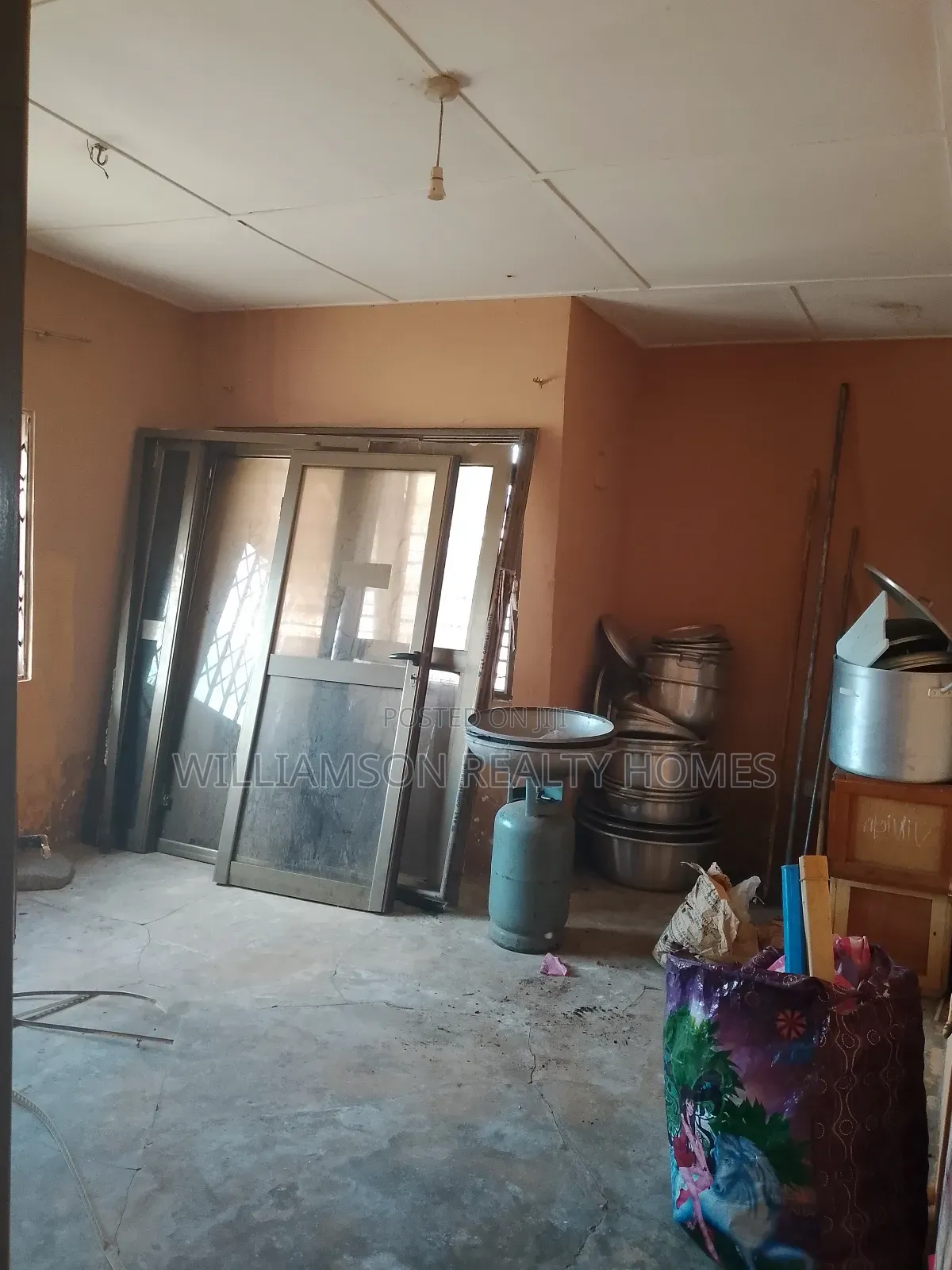 2bdrm Apartment in Tempo Estate Area, Spintex for rent