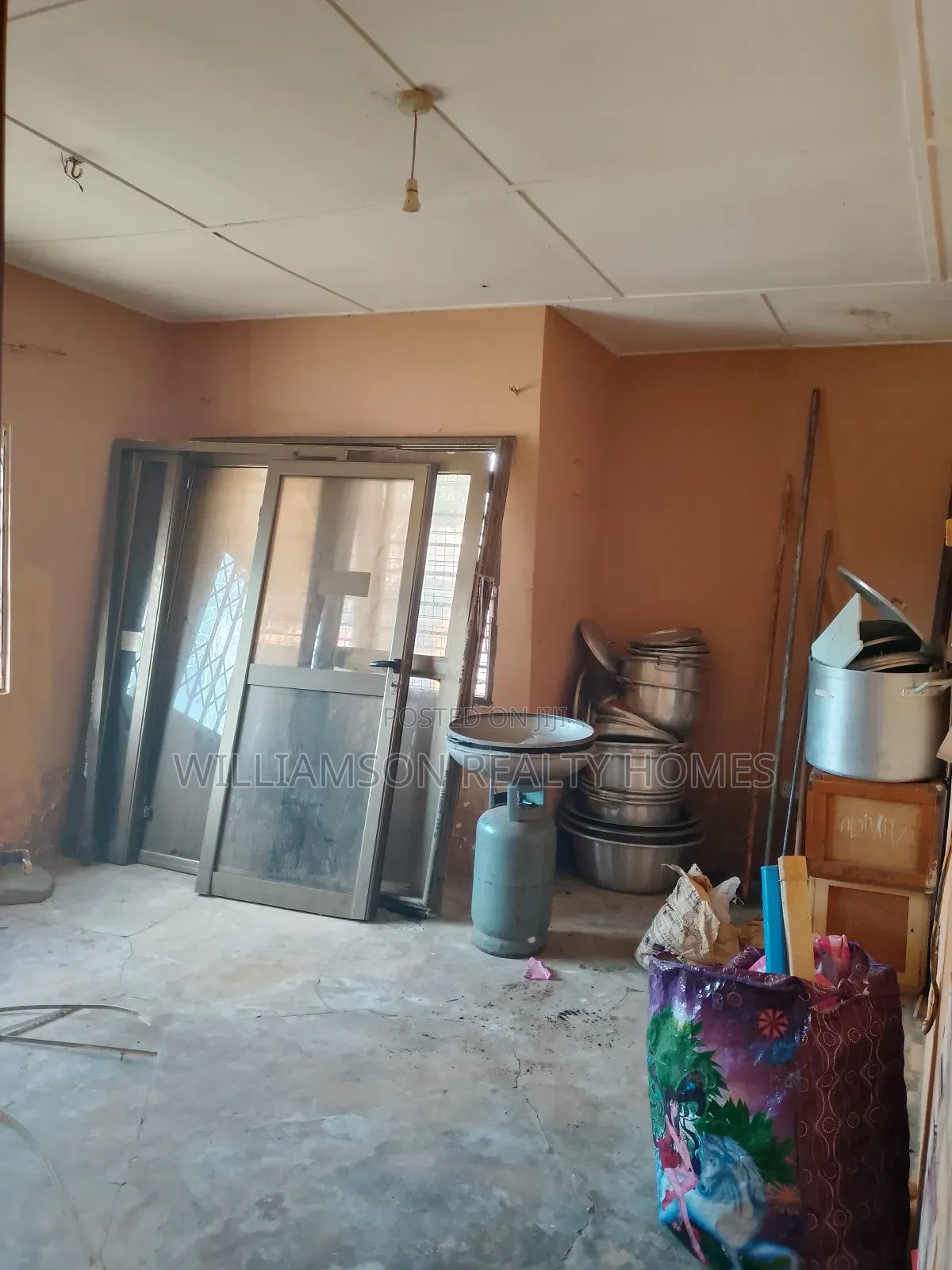 2bdrm Apartment in Tempo Estate Area, Spintex for rent