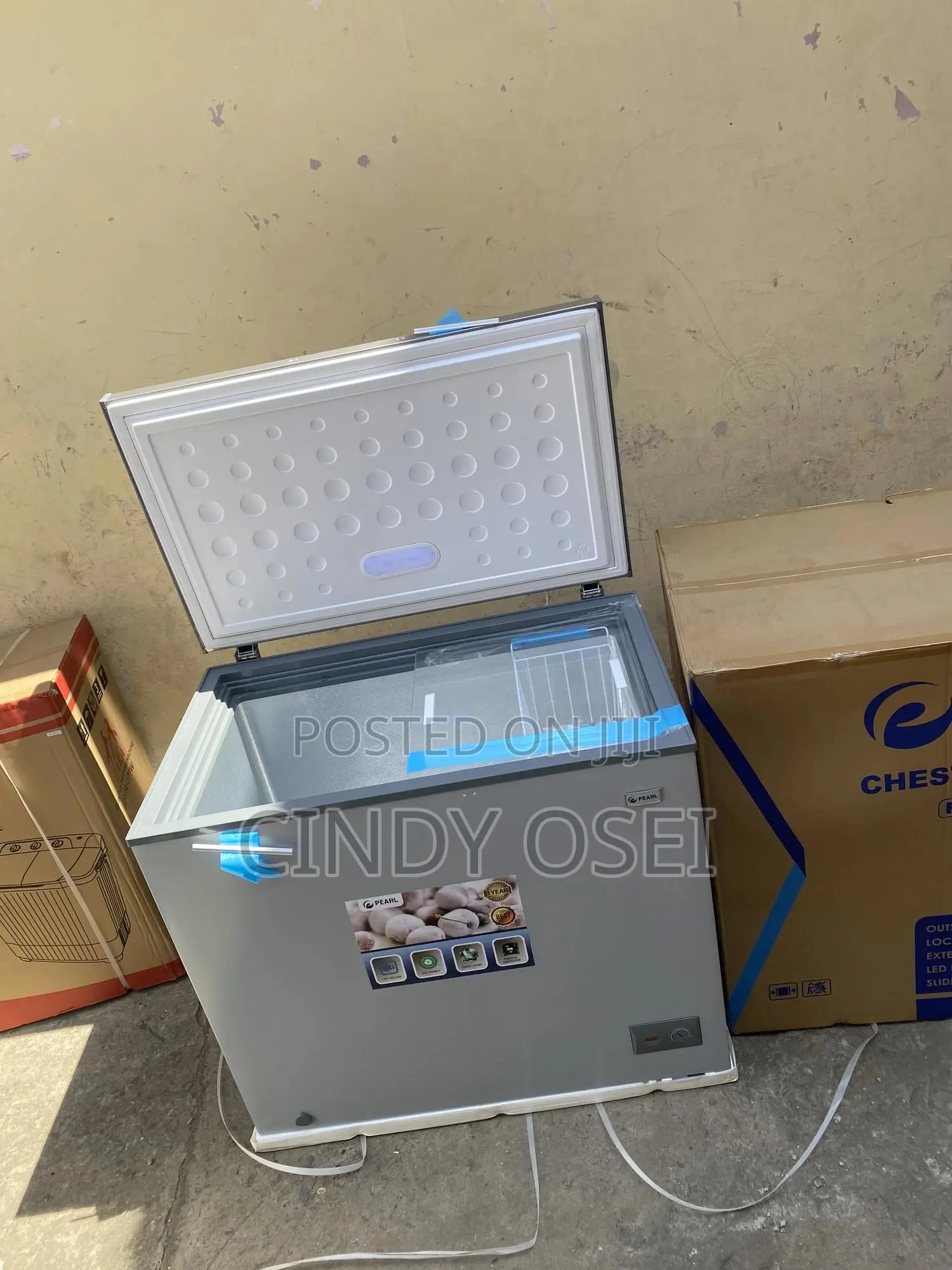 Esthetical Pearl 251liters Chest Freezer