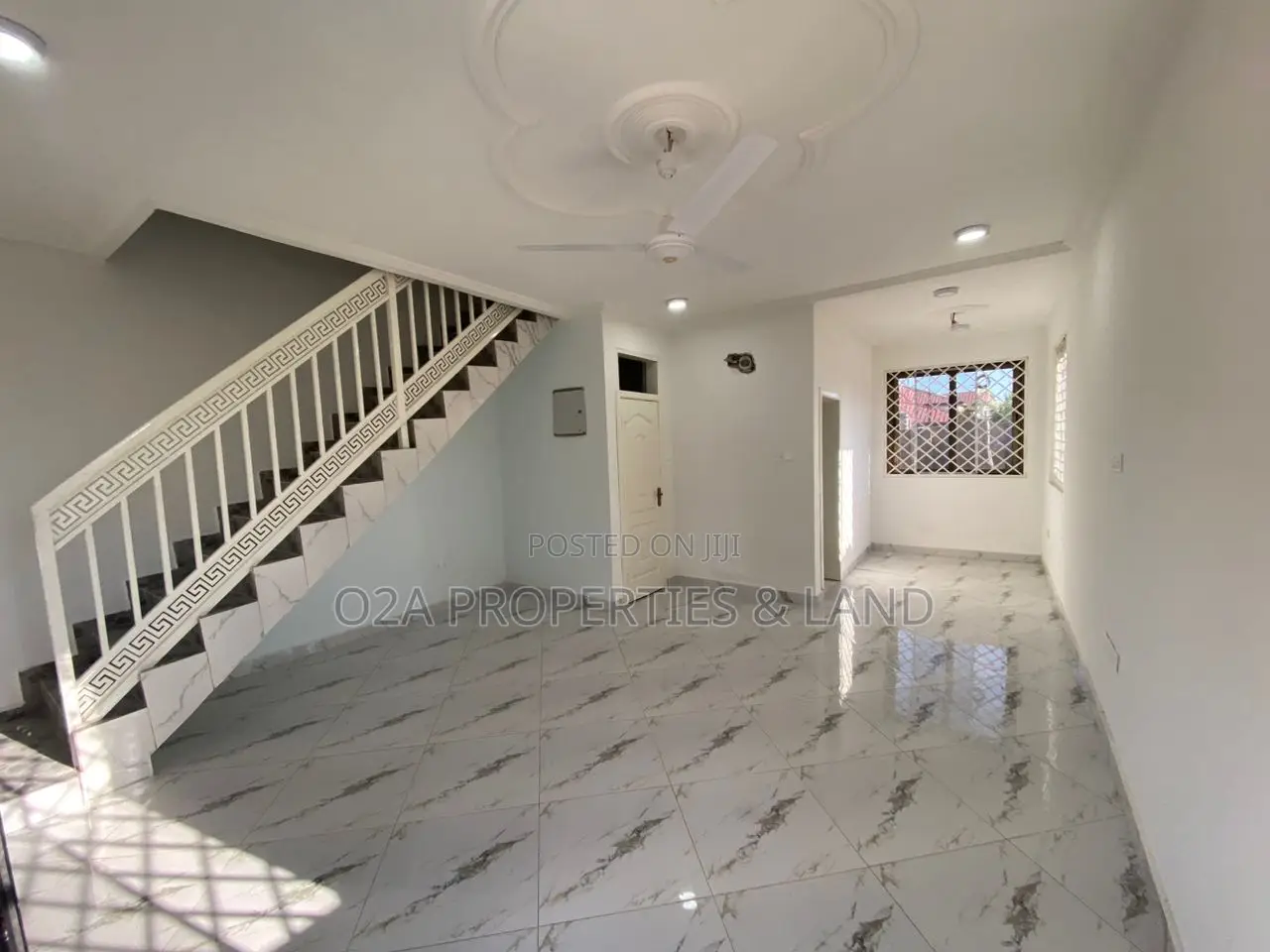 2bdrm Apartment in Lashibi Emef Estate, Sakumono for rent in Sakumono
