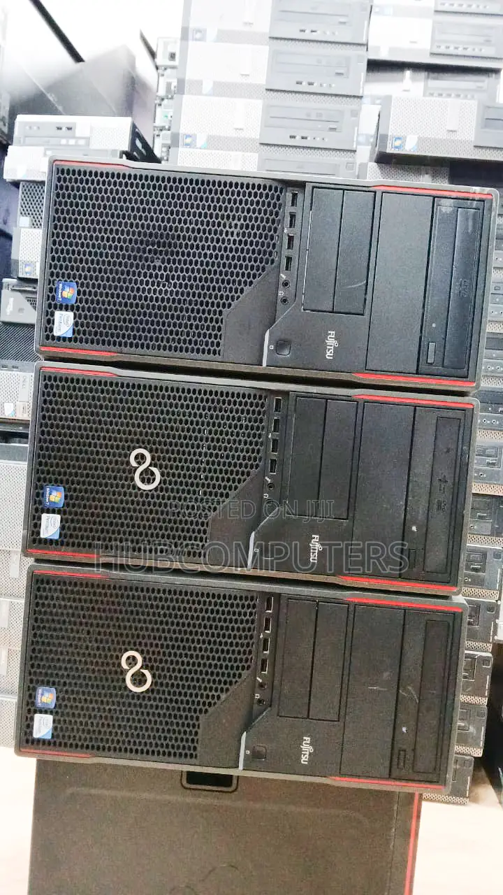 Desktop Computer Fujitsu Esprimo P757/E90+ 4GB Intel Pentium HDD 250GB