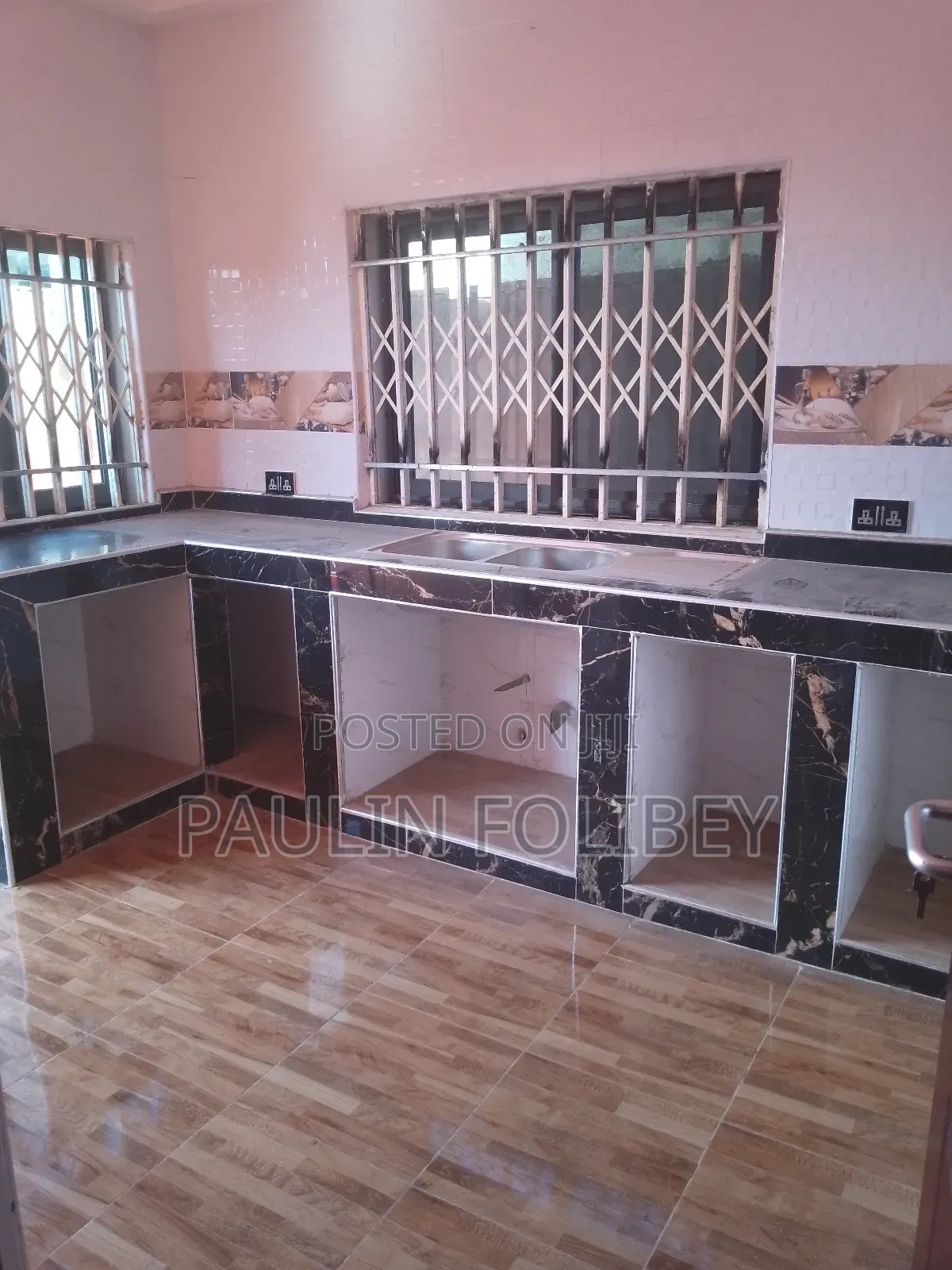 3bdrm House in Dg Properties, Ablekuma for rent