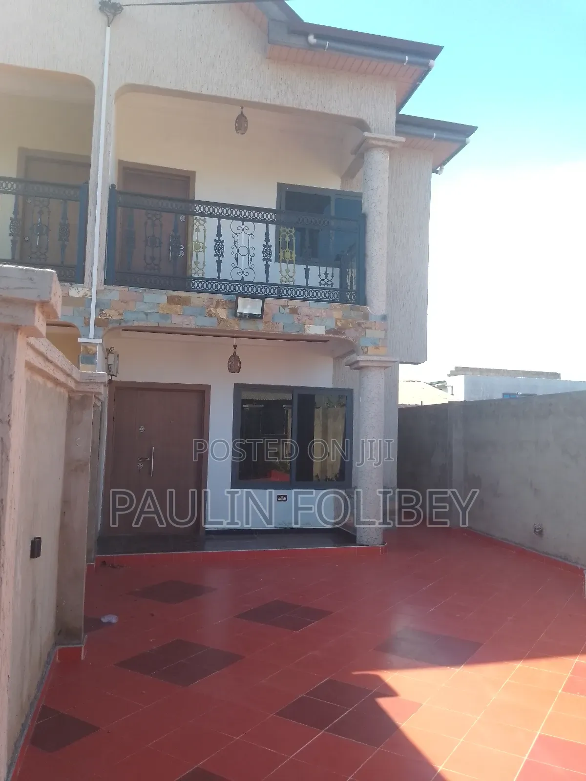 3bdrm House in Dg Properties, Ablekuma for rent