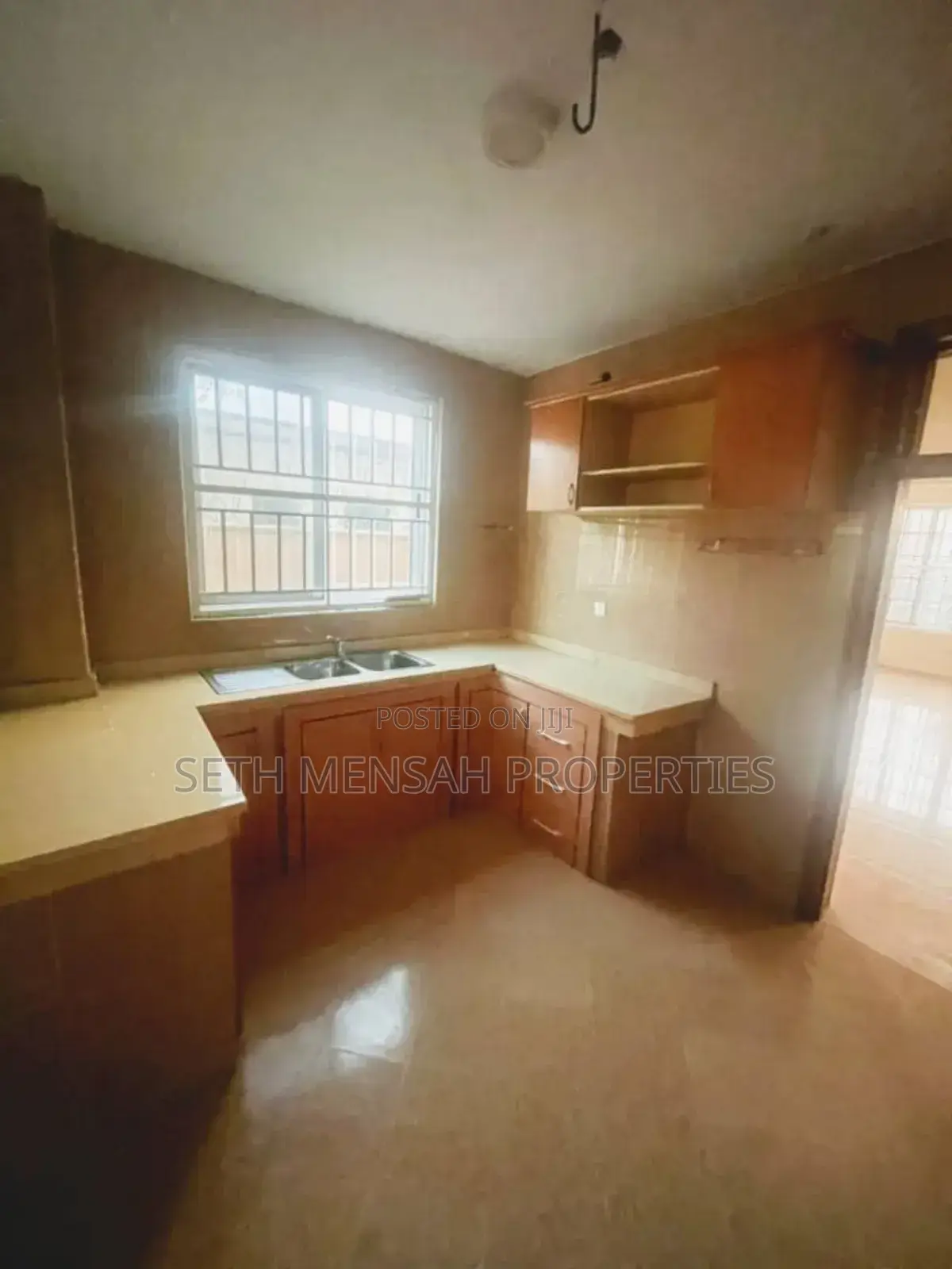 4bdrm House in Skm Properties, North Legon for rent