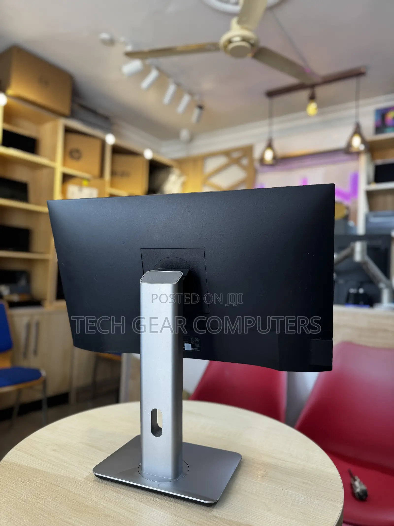 Dell P2419H 24” Full HD Ips LedBacklit in Lapaz Computer Monitors