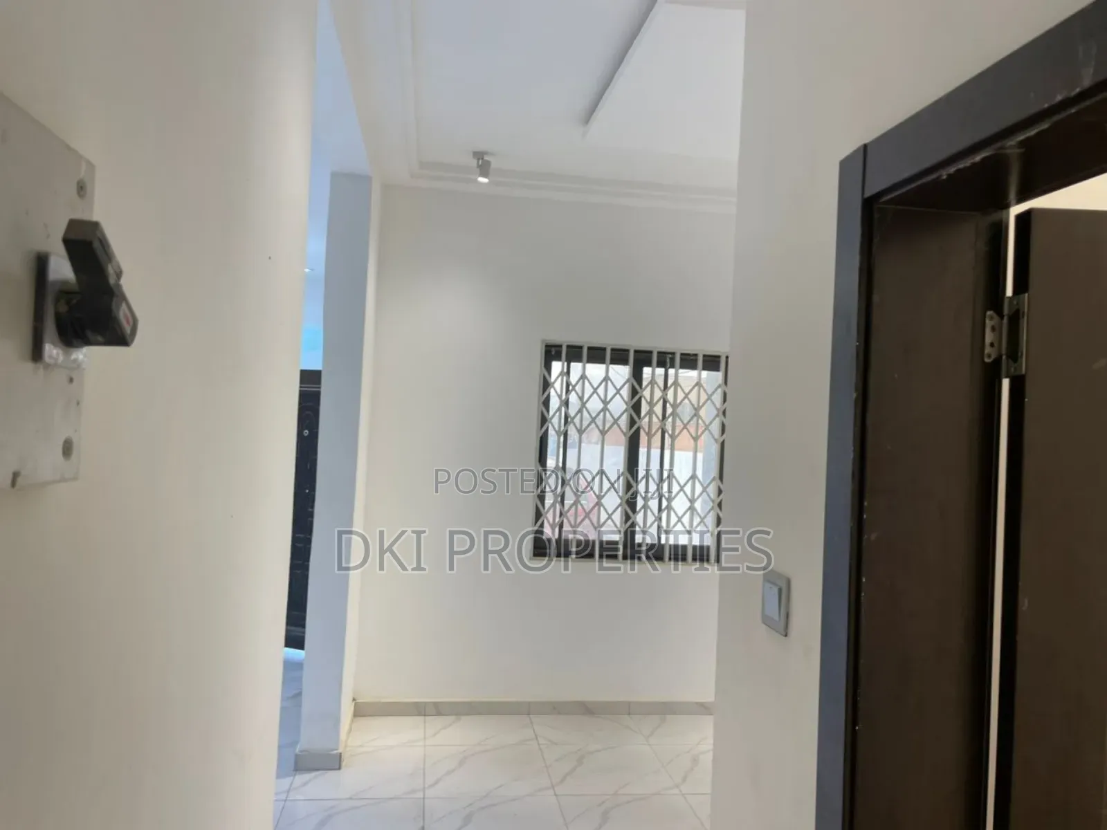 4bdrm House in Dki Properties, New Legon for sale
