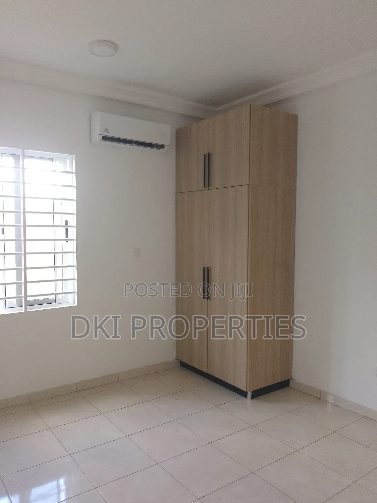 4bdrm House in Dki Properties, New Legon for sale
