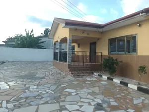 3bdrm House in Dki Properties, New Legon for sale