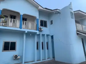 8bdrm House in Skm, Achimota for rent