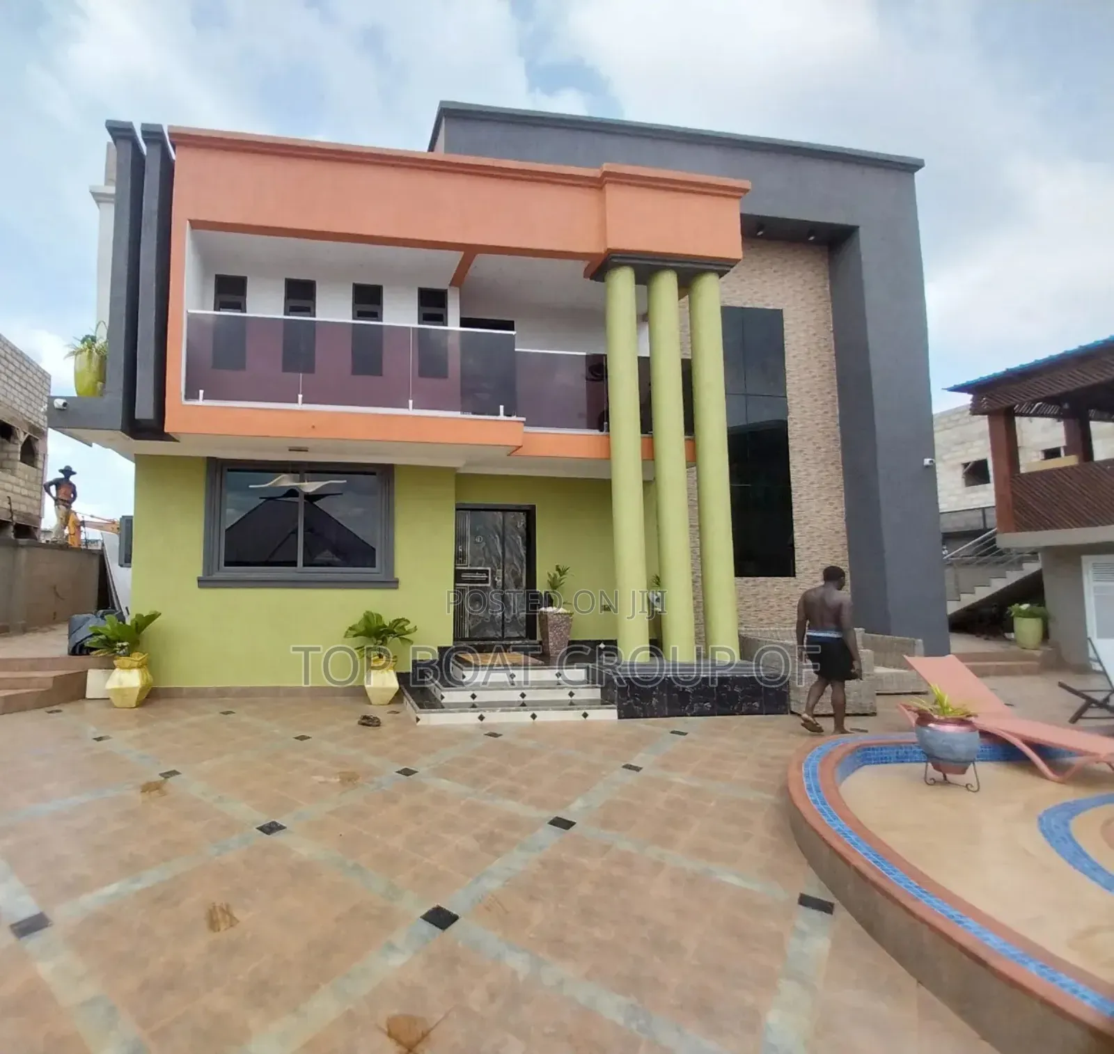 Furnished 7bdrm House in Asuofua - Abrepo Top, Kumasi Metropolitan