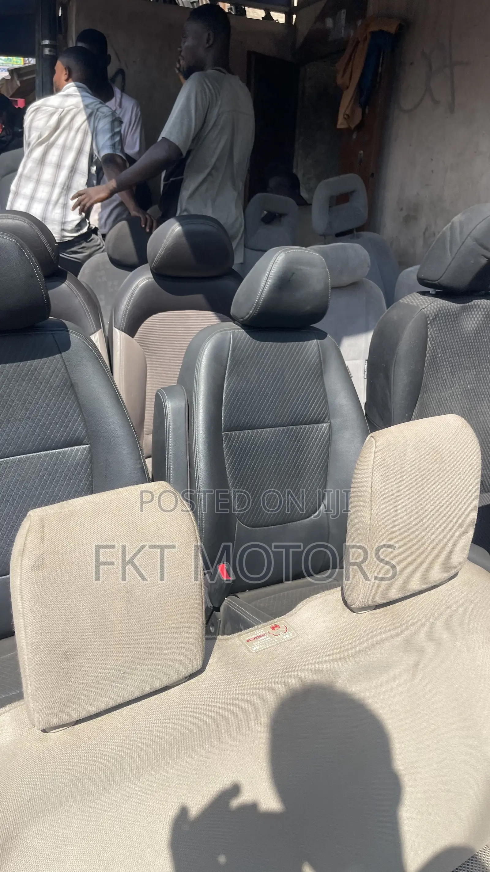 Kia,Toyota,Honda,Hyundai,Benz,Vw,(All Car Seats Available)