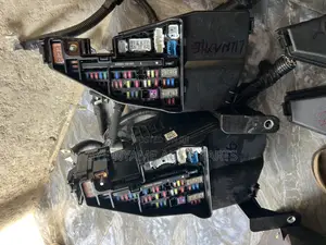 Toyota Highlander 2023 Model Engine Fuse Box