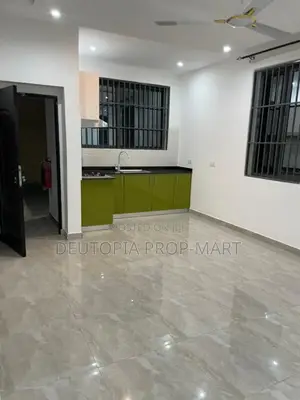 2bdrm Apartment in The Utopia, Tema Metropolitan for rent