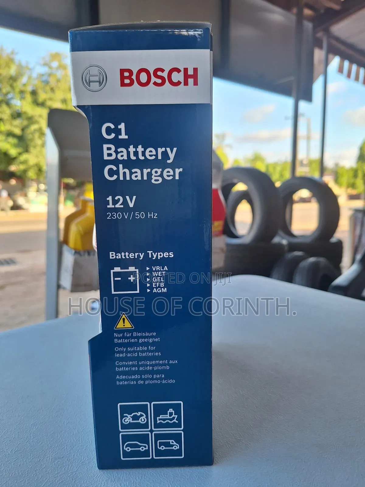 Battery Charger - Bosch. 12 Volts