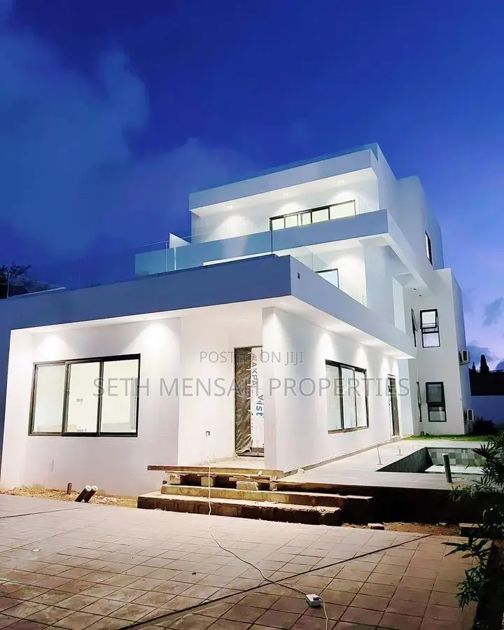 4bdrm House in Skm, East Legon for sale