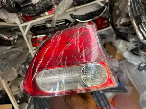 Honda Civic 2008 Taillight Available
