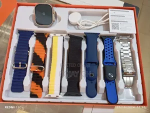 Fashion Luxury 7 in 1 Bracelets Silicon Smartwatch - Blue