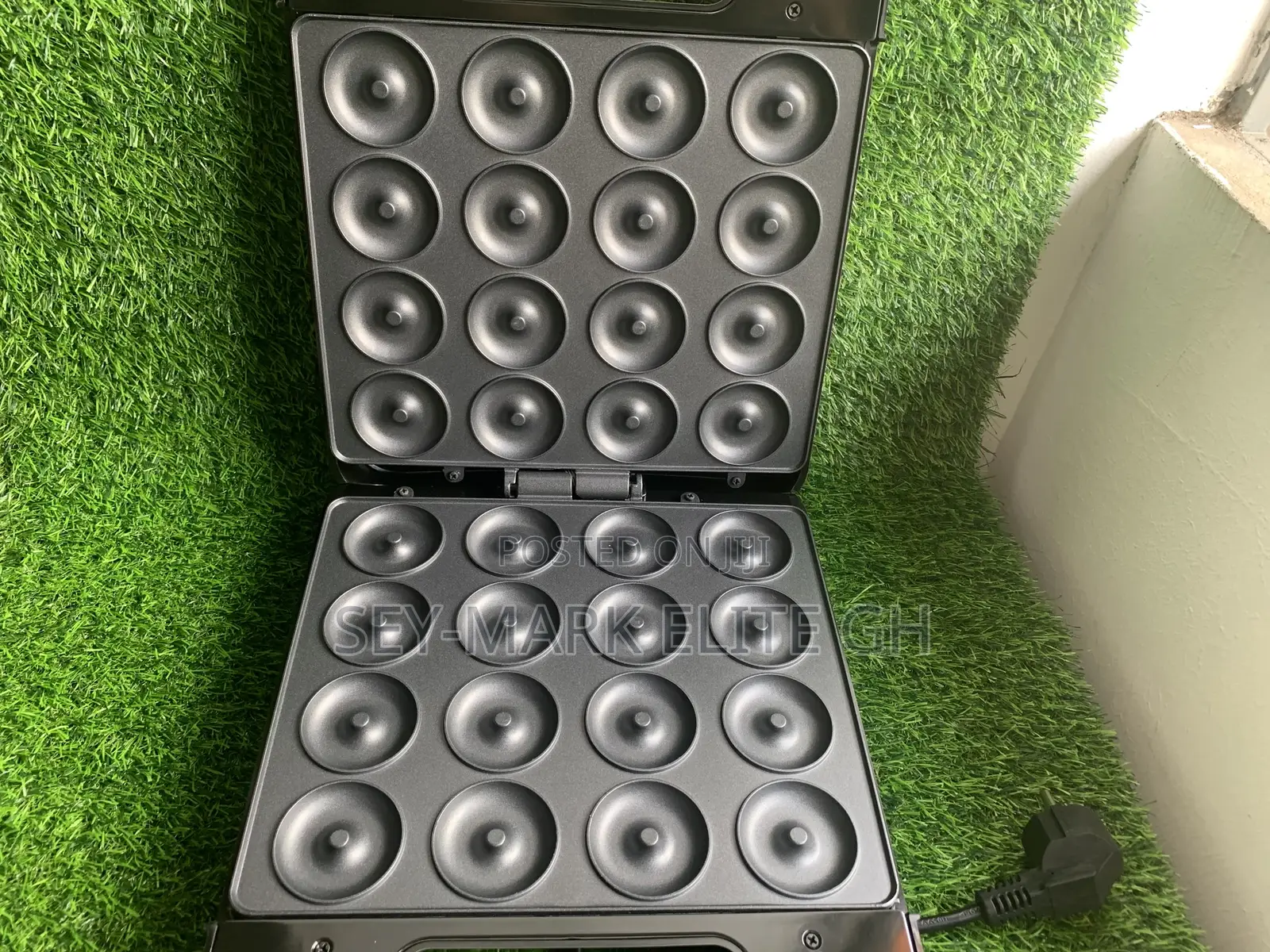 16 Holes Doughnut Maker
