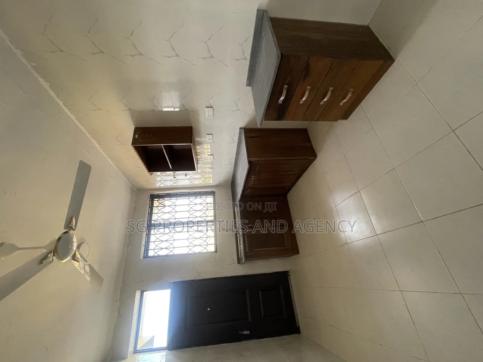 3bdrm Apartment in Batsonaa, Spintex for rent
