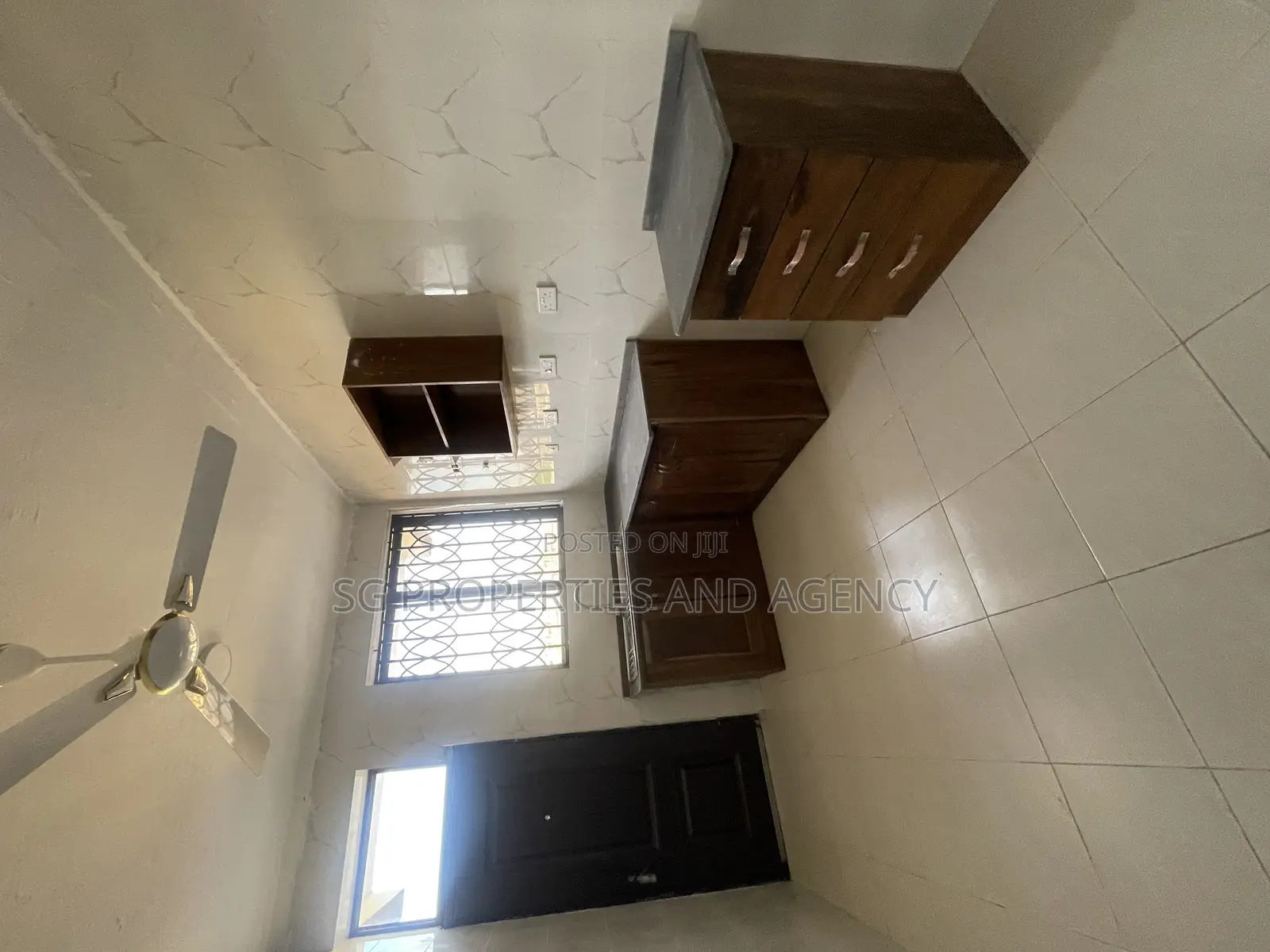 3bdrm Apartment in Batsonaa, Spintex for rent