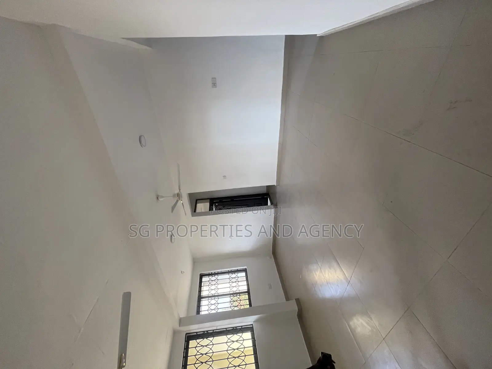 3bdrm Apartment in Batsonaa, Spintex for rent