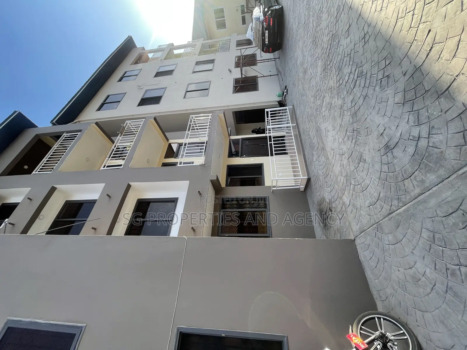 3bdrm Apartment in Batsonaa, Spintex for rent