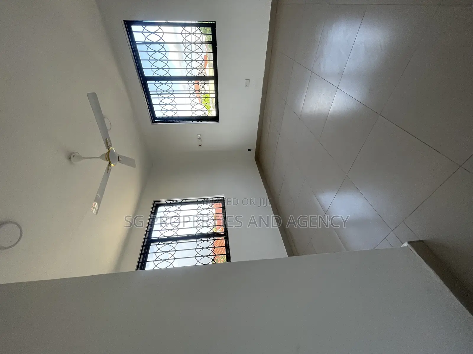 3bdrm Apartment in Batsonaa, Spintex for rent