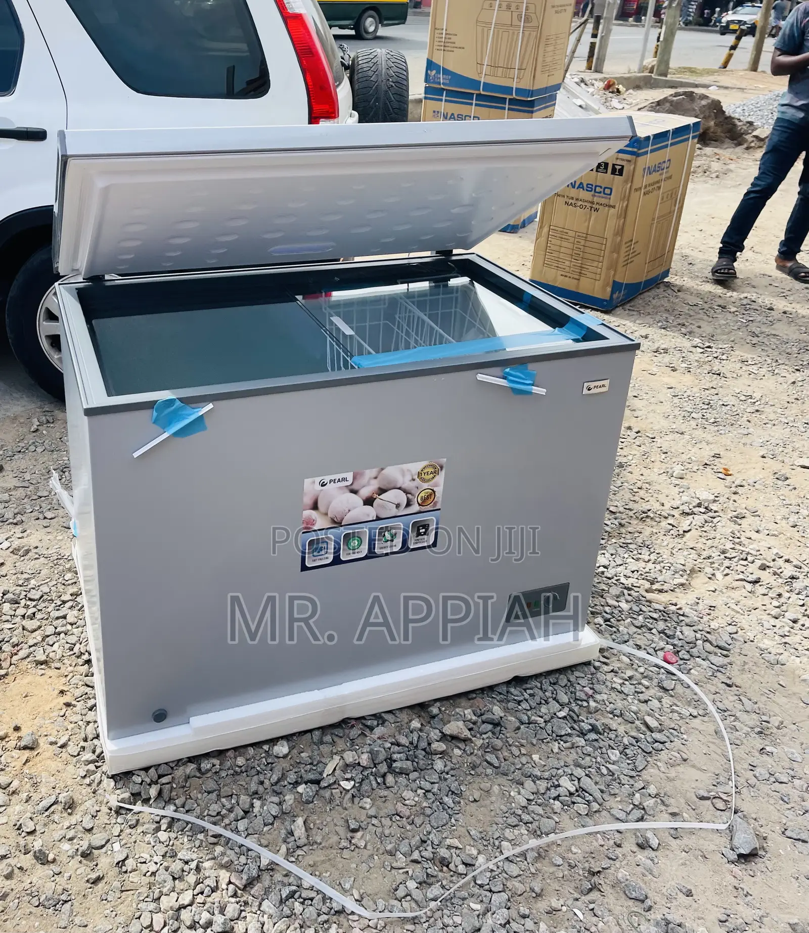 Manual Defrost Pearl PCF 380, 316L 1 Door Electric Freezer