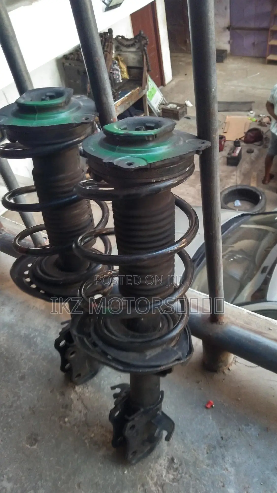 Nissan Sentra 2014-2018 Front Shocks